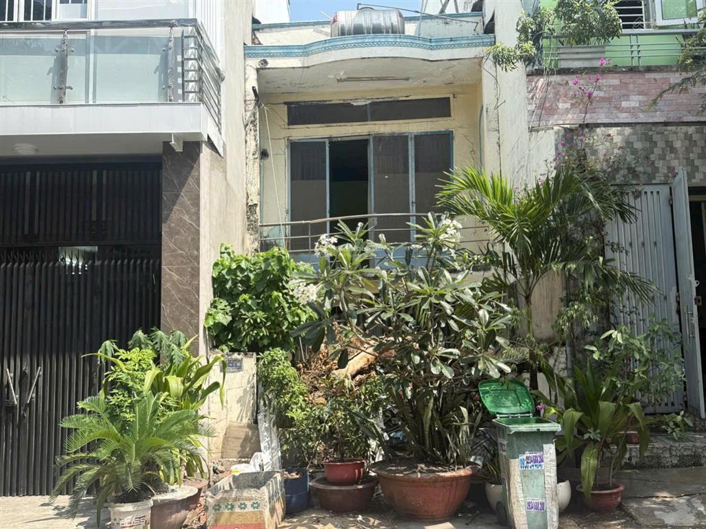 Bán đất tặng nhà cấp 4 vị trí đẹp nguyễn quý yêm, an lạc, bình tân chỉ 5.35 tỷ