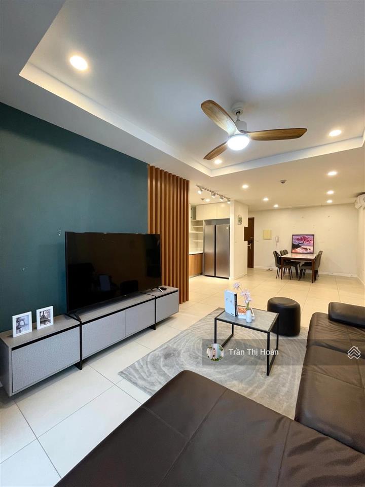Chính chủ cần bán nhanh căn góc 3 ngủ chung cư c1c2 323 xuân đỉnh full nội thất giá tốt