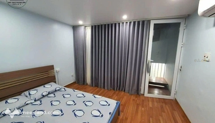 Cho thuê nhà kinh doanh, mặt đường tuyến 2 Văn Cao, giá 11 triệu/tháng