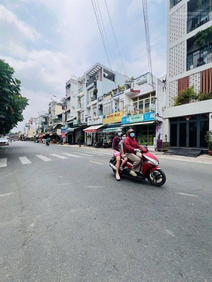 B138 nhà đẹp 4 tầng sát khu tên lửa, xe hơi vào nhà, 4x20m, chỉ 8 tỷ x