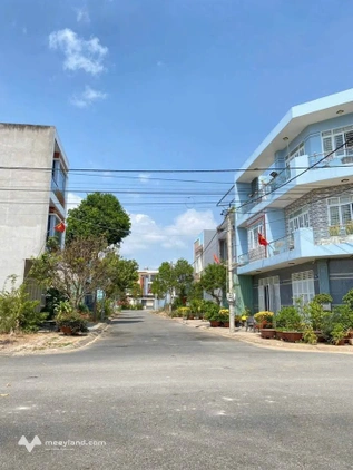 Chủ gửi bán lô góc 2 mặt tiền khu Gò Cát 8, Hòa Long nay là phường Tam Long, giá 2.75 tỷ