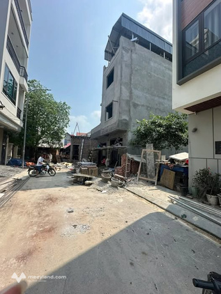 Bán nhà mới Chi Đông, Mê Linh, 4 tầng, diện tích 65m2, gần chợ, đường ô tô đỗ cửa