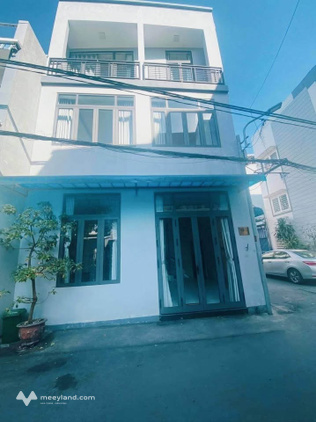 Bán nhà 3 tầng đẹp long lanh tại Trần Thái Tông, phường An Khê, Đà Nẵng, giá 4.55 tỷ