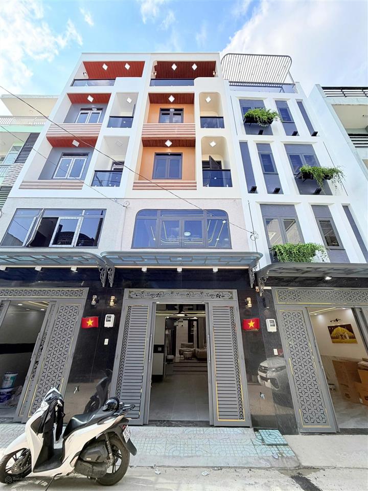 Nhà xây mới đường hương lộ 2 giáp ngã tư bốn xã (đoạn 2 chiều) đường trước nhà 7m thông 56m2