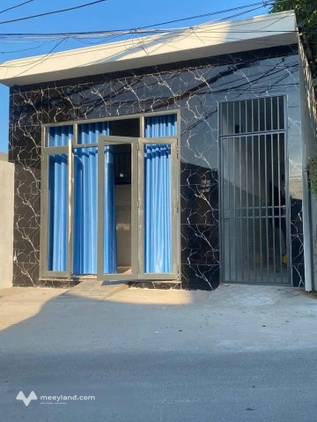 Bán nhà mặt tiền chợ An Ngãi, kinh doanh tốt, có dòng tiền sẵn