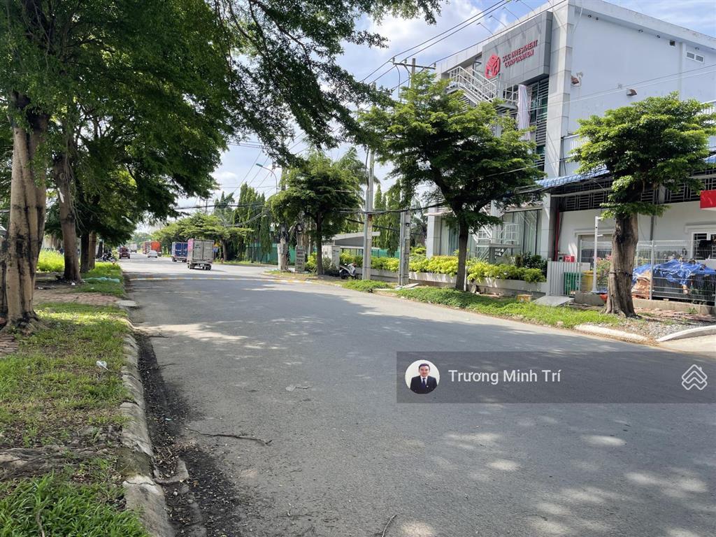 Nhà xưởng khu công nghiệp tân tạo 3.600m² xưởng 2.450m² đất ổn định lâu dài