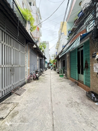 Cơ hội sở hữu nhà 2 tầng, 30m2, giá 2,69 tỷ, tại Bảy Hiền, Tân Bình