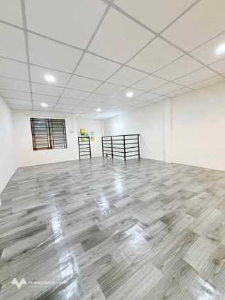 Chủ bán gấp nhà Phạm Văn Bạch - 60m2 - 5 tỷ - Sổ vuông vức - 4.5 x 14m - Có sân để xe rộng, thiết kế thoáng