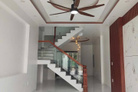 Mình chính chủ cần bán nhà 3 tầng đẹp – sân cổng riêng – ô tô đỗ trong sân