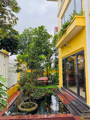 Biệt thự 326m² tại khu đô thị Long Việt Quang Minh