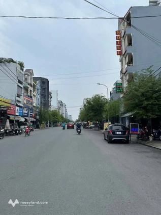 Bán nhà Phạm Văn Bạch, Tân Bình - 2 tầng - 60m2 - Chỉ 5 tỷ