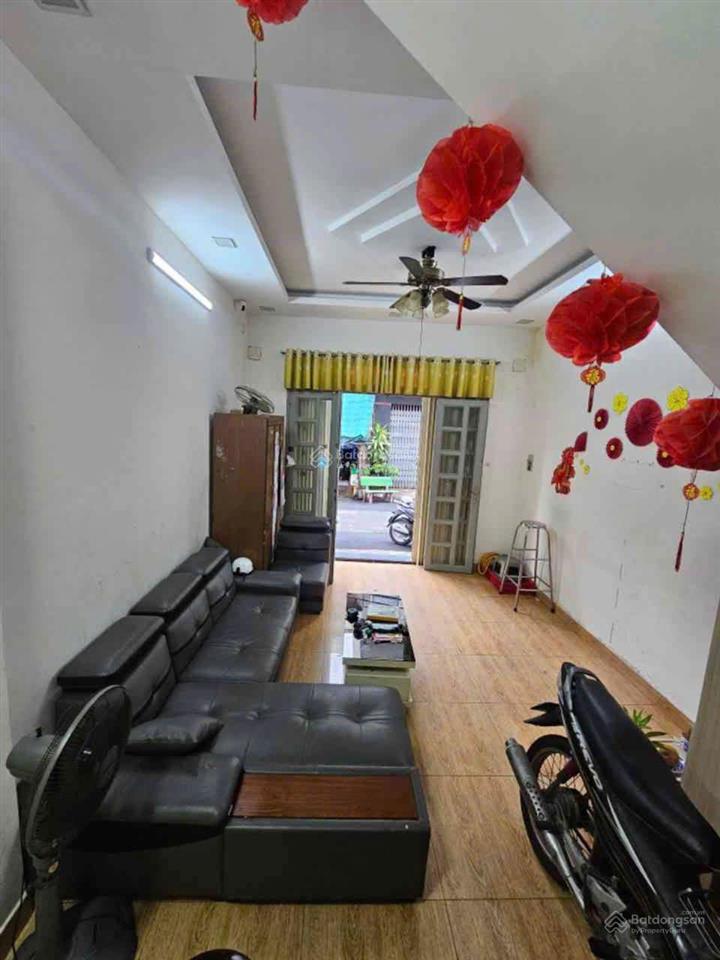 Bán nhà tỉnh lộ 10 tân tạo hẻm ôtô khu dân trí