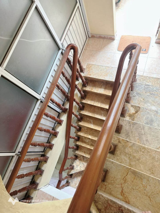 Bán nhà 3 tầng đường Ngô Quyền, 133,4m², có sân vườn, giá tốt