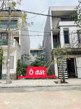 Bán đất Nguyễn Từ, Vĩnh Yên, mặt tiền 5m, đường 20m, sát công viên, giá 3.1 tỷ