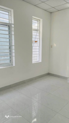 Bán căn nhà 2 tầng hẻm Ngô Mây, trung tâm Quy Nhơn, giá 2.69 tỷ