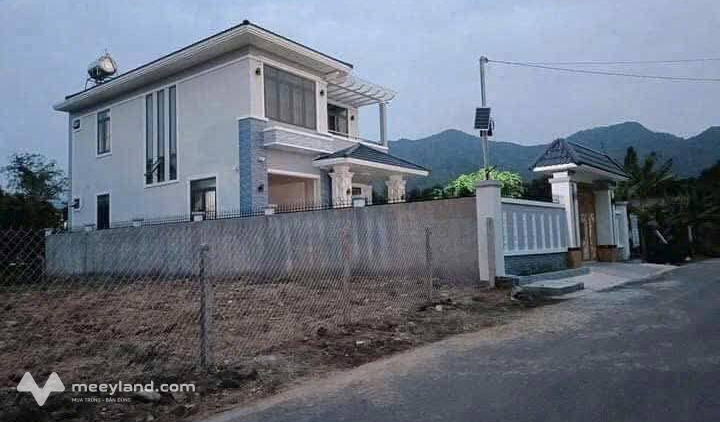 Bán nhanh lô đất biệt thự đường 38 Tân Hưng, thành phố Bà Rịa, giá 2.1 tỷ