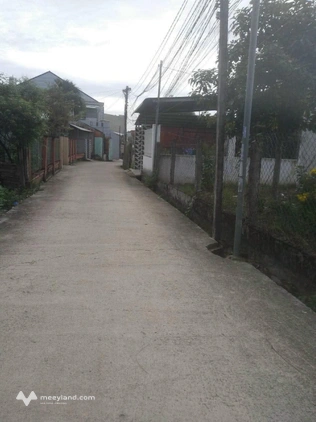 Bán lô đất nền thổ cư, đường bê tông xe hơi tận đất, khu vực dân cư ổn định, gần giáo xứ Bắc Thần