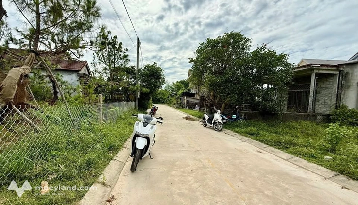 Bán đất khu dân cư Nguyễn Viết Xuân, 180m2, ngang 9m, đường 8m, giá chỉ 1.45 tỷ
