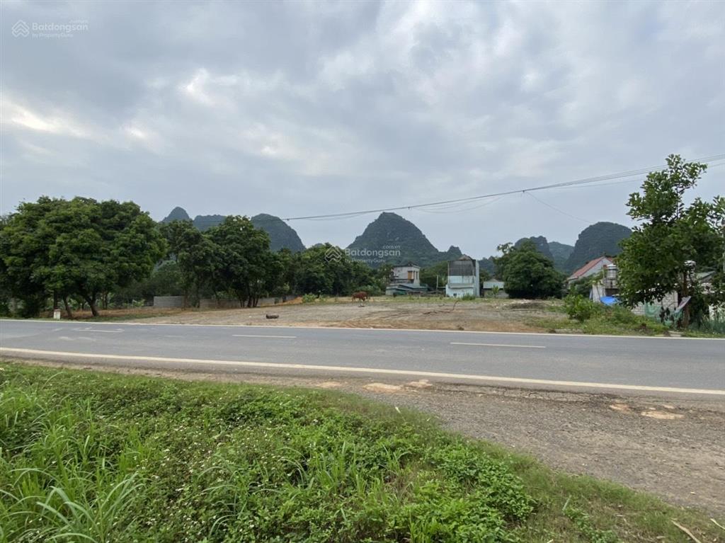 Bán đất (3 mặt tiền), 11,000m2 giáp đường cao tốc biên hoà vũng tàu