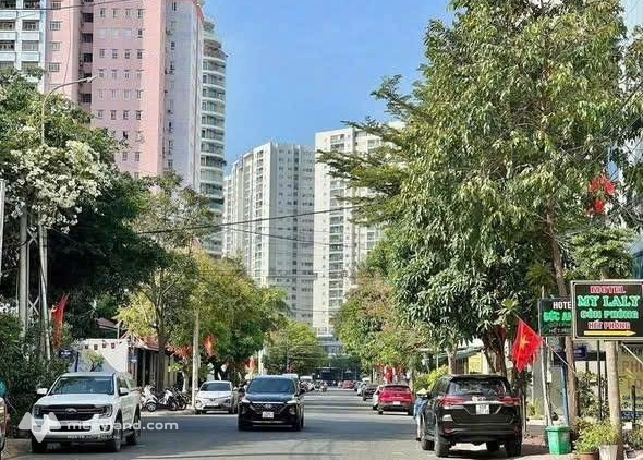 Bán đất mặt tiền Quang Dũng, khu đô thị Chí Linh, giá 9.2 tỷ