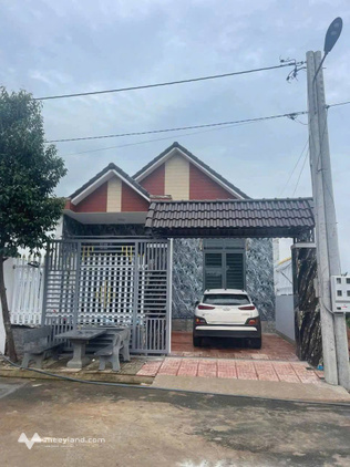Chủ gửi bán căn nhà mái thái xây tâm huyết tại Hòa Long, Bà Rịa cũ