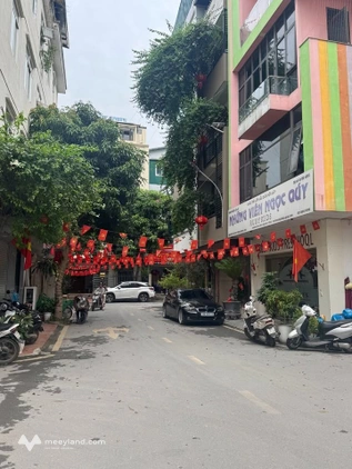 Bán liền kề khu đô thị Mỗ Lao Hà Đông, 50m² x 5 tầng, ô tô tránh đỗ, giá 18 tỷ