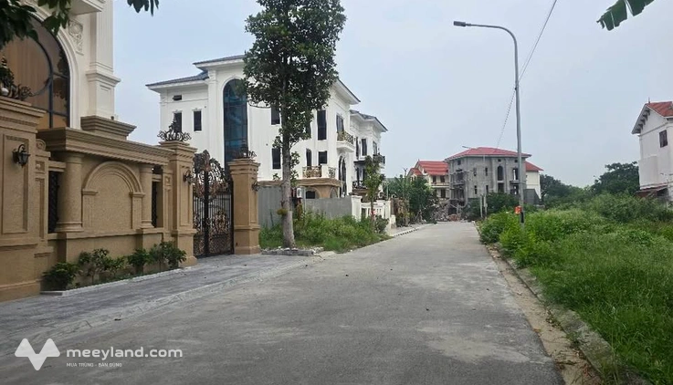 Bán nhanh lô biệt thự Đại Hoàng Long - Làn 2 hồ điều hòa