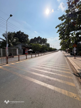 Bán đất mặt tiền Hồ Thị Hương,– đường rộng 20m, giá 14.5 tỷ