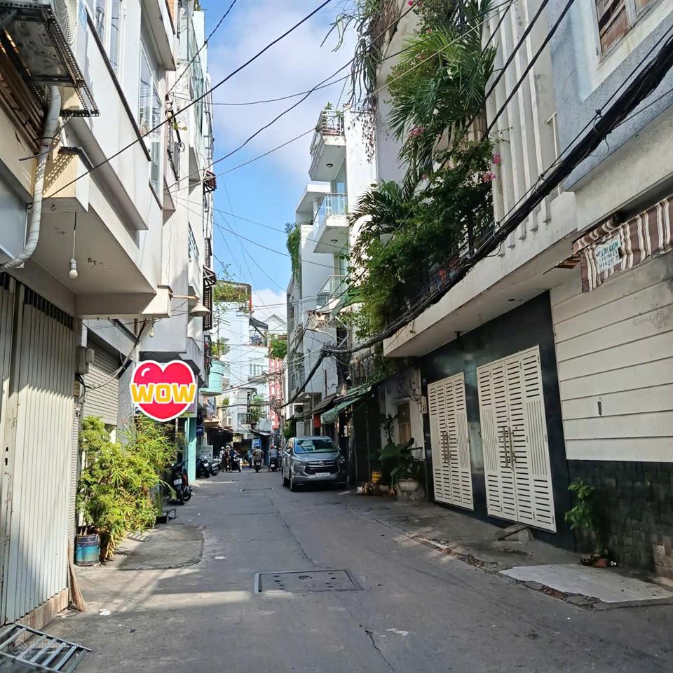 Hiếm * hẻm 4,7m, xe hơi đậu cửa thông ra đường phan đình phùng. nhà 3t x 48,2 m2
