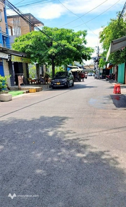 Bán nhà vị trí vàng, gần Cây Gõ, Quận 6, 91m2, 2 tầng, mặt tiền 7m, giá chỉ 11.3 tỷ