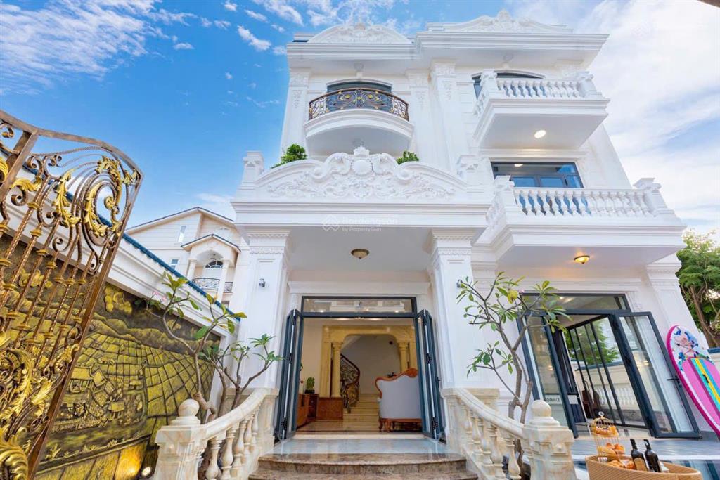 Giảm gấp 7 tỷ biệt thự tân cổ điển đẳng cấp cách biển bãi sau chỉ 200m dòng tiền 90 triệu/tháng