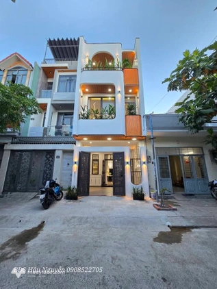 Bán nhà đẹp khu phố biển Nguyễn Tất Thành, thành phố Đà Nẵng