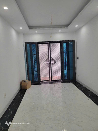 Cho thuê nhà riêng Thúy Lĩnh, Hoàng Mai mới tinh, có thang máy