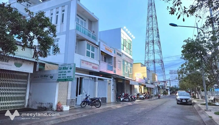 Bán nhà tại phường 4, thành phố Bến Tre cũ, sau siêu thị Co.opmark.