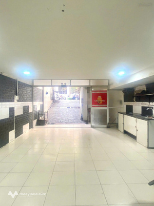 Cho thuê hầm Cityland gần Mê coffee bán ăn vặt chỉ 3tr9