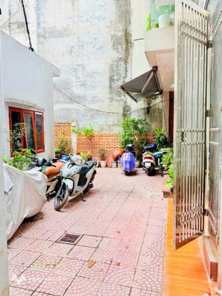 Bán nhà Đội Cấn – Ba Đình, 40m², nhà dân xây khung cột chắc chắn, ngõ nông, gần phố