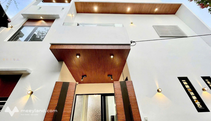 Nhà 4 tầng kiệt Lê Duẩn, full nội thất cao cấp, 3 phòng ngủ, giá thuê 25 triệu/tháng