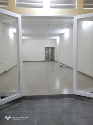Cho thuê mặt bằng 8x10m MT đường Út Tịch Tân Bình 16tr/th