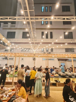 Sang nhượng tiệm lẩu nướng 300m2 mặt tiền Phan Đình Phùng-Phú Nhuận, mặt bằng chỉ 76tr