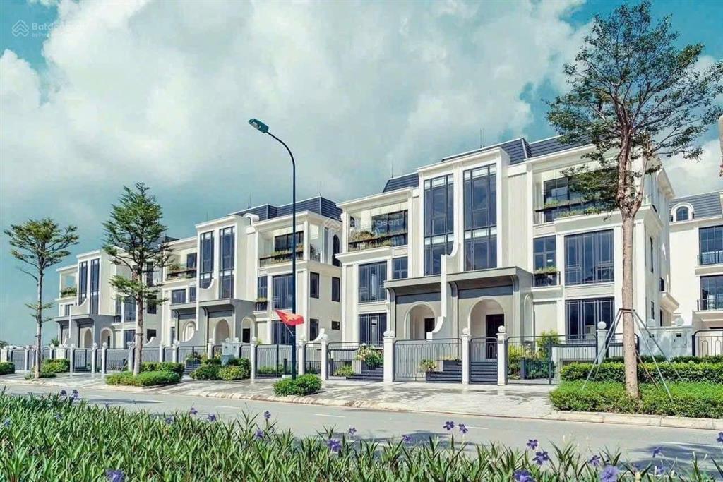 Sở hữu căn biệt thự siêu vip ciputra 120m2 xây 3 tầng nổi 1 tầng hầm, khuôn viên rộng, chỉ 51.8 tỷ