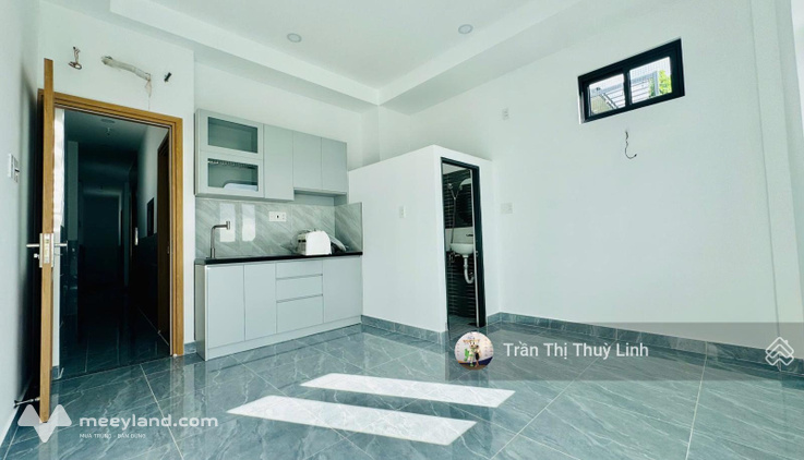 Trọ mới xây, thang máy, nội thất cao cấp gần ĐH Nguyễn Tất Thành