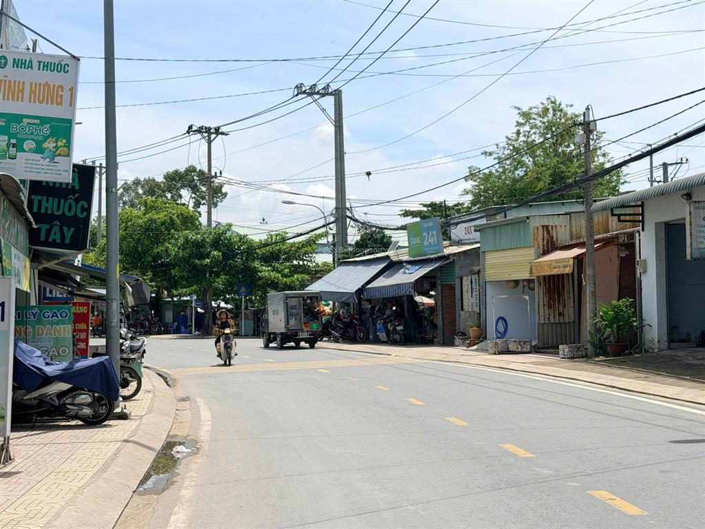 Bán lô đất mặt tiền đường long phước p. long phước quận 9 (cách chợ long phước 50m)