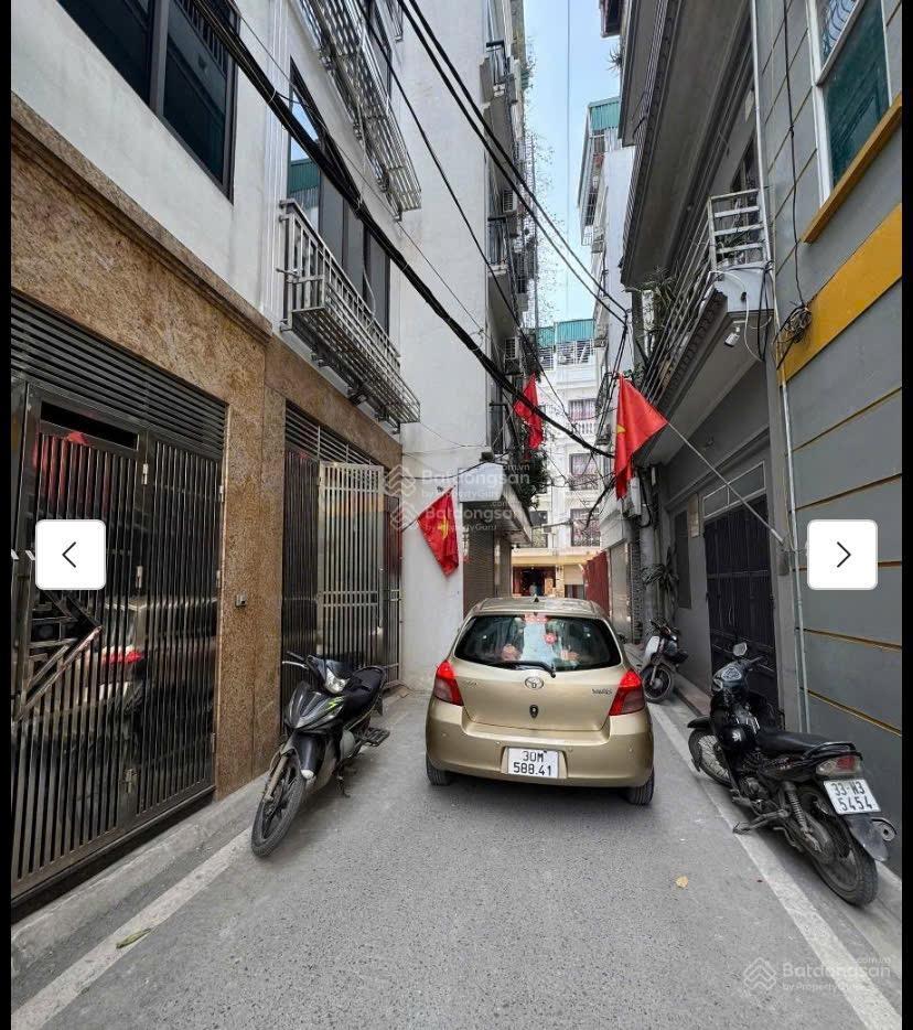 Chính chủ cần bán gấp nhà phúc lợi dt 80m2, 5 tầng, ô tô vào nhà, gần trường, chợ, vinhomes
