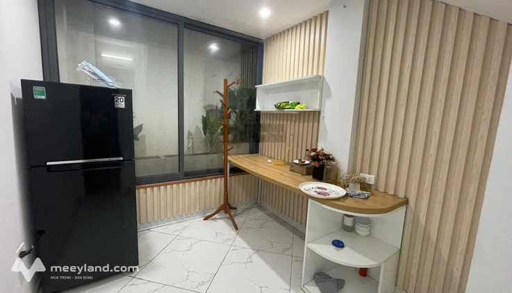 Cho thuê mặt bằng văn phòng hoặc kinh doanh với diện tích ~100m²/1 sàn.