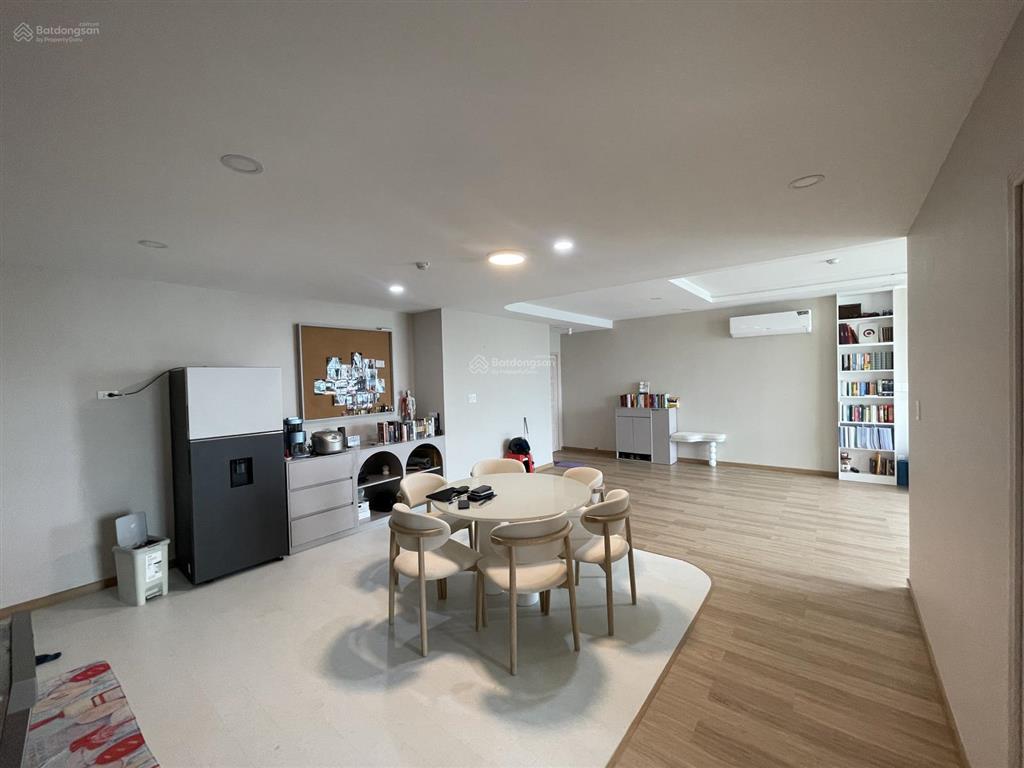 Chính chủ, bán căn 3pn 127.2m2 13tr5 dòng tiền từ cho thuê/tháng