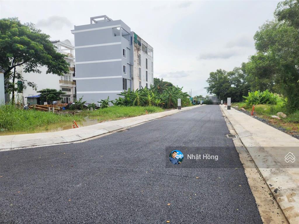Bán đất 5x12m đường nhựa 8m khu hoàng quốc việt quận 7