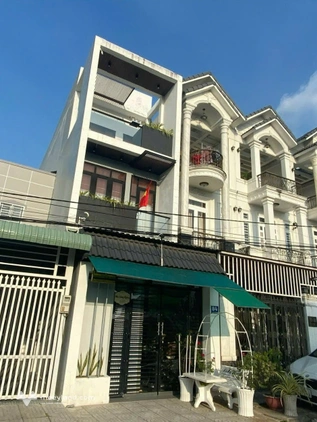 Chính chủ bán nhà 1 trệt, 2 lầu, khu dân cư Hưng Phú, giá 4.5 tỷ
