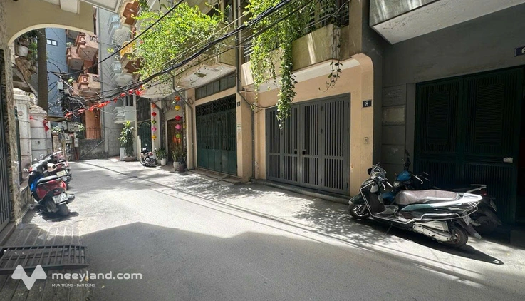 Bán nhà mặt ngõ kinh doanh, 59m2 tại Hào Nam, 4 tầng, 8 ngủ, giá 31,5 tỷ