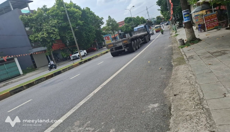 Cần bán lô đất 101m2, băng 1 đại lộ Hùng Vương, Vân Phú, Phú Thọ, vị trí đắc địa, kinh doanh sinh lời.