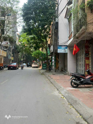 Nhà mới lô góc siêu thoáng, full nội thất, 43m2, ô tô chạy thông